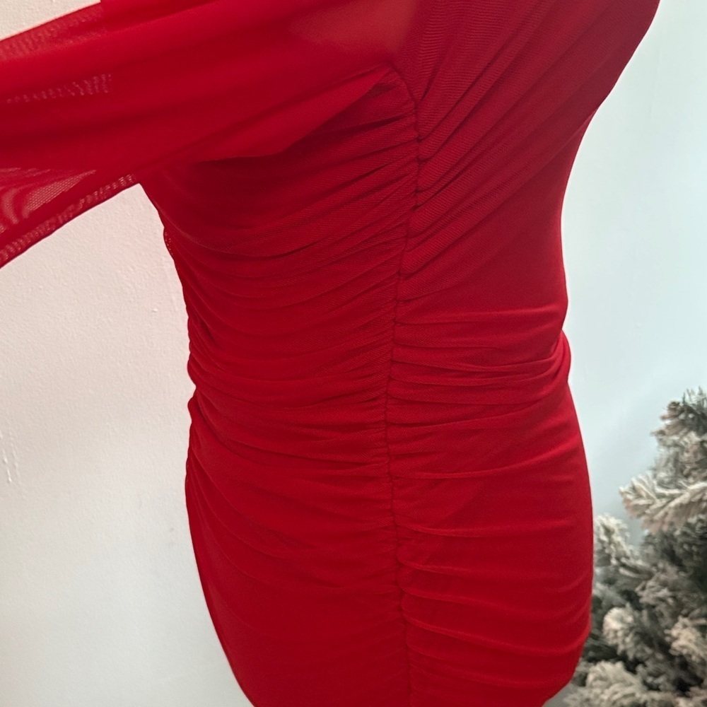Elegant Red Mini Dress - Picture 4 of 5